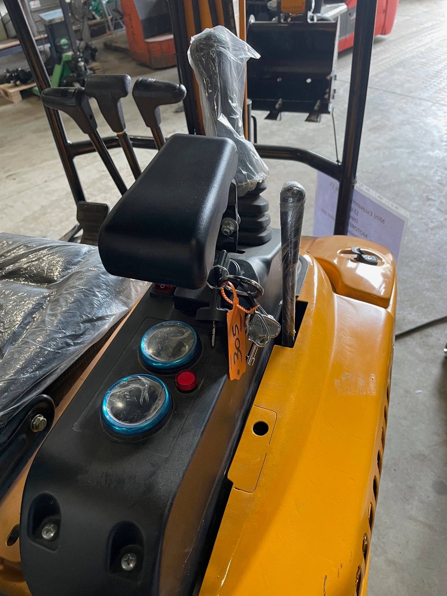 Miniescavatore HT13