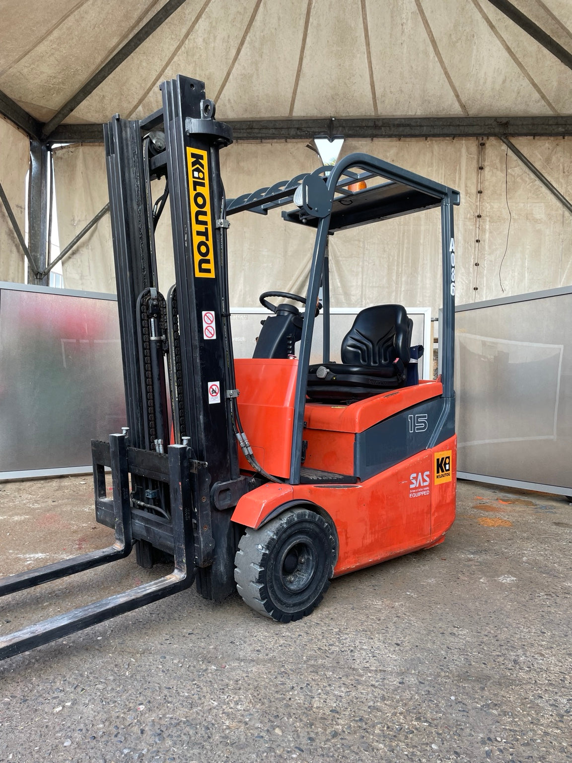 Carrello Toyota 7FBEST15