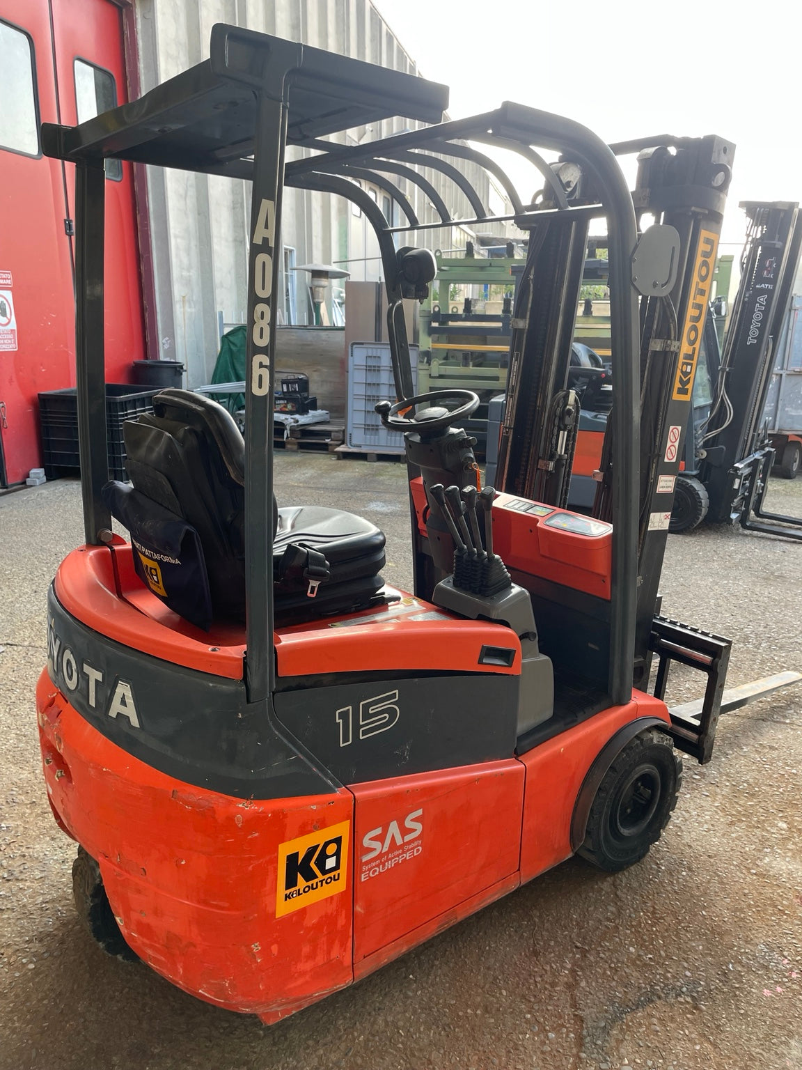 Carrello Toyota 7FBEST15