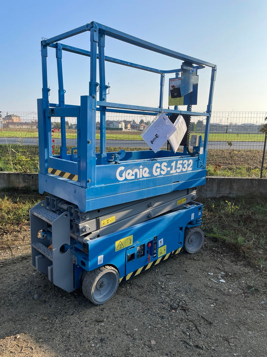 Piattaforma a pantografo Genie GS-1532