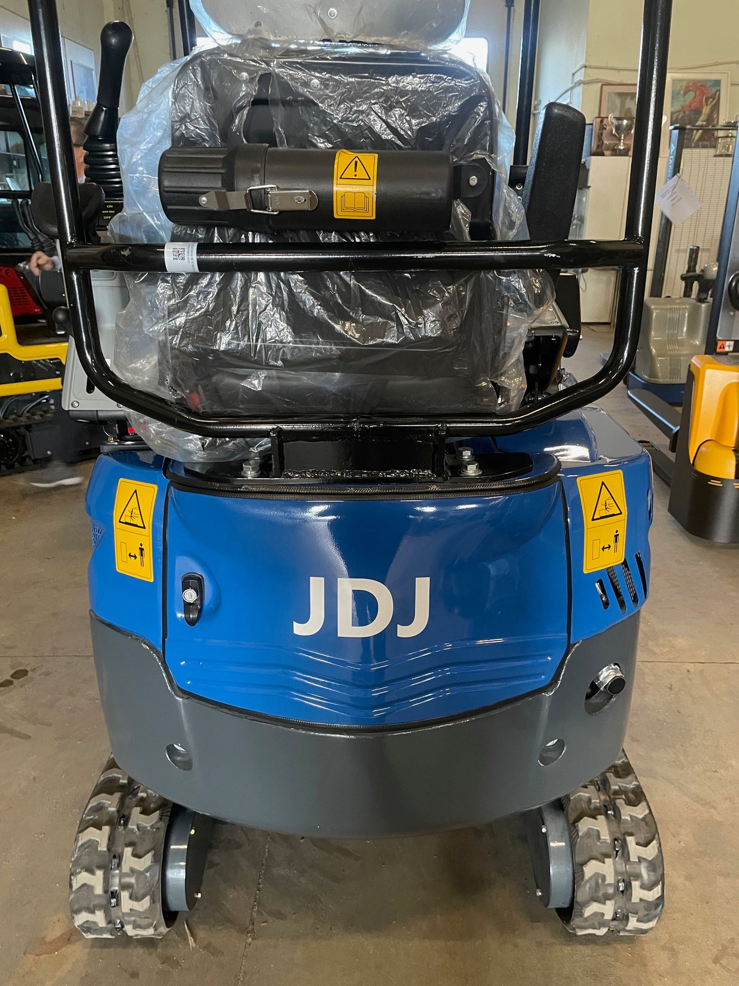 MiniEscavatore 15Qli Motore KUBOTA