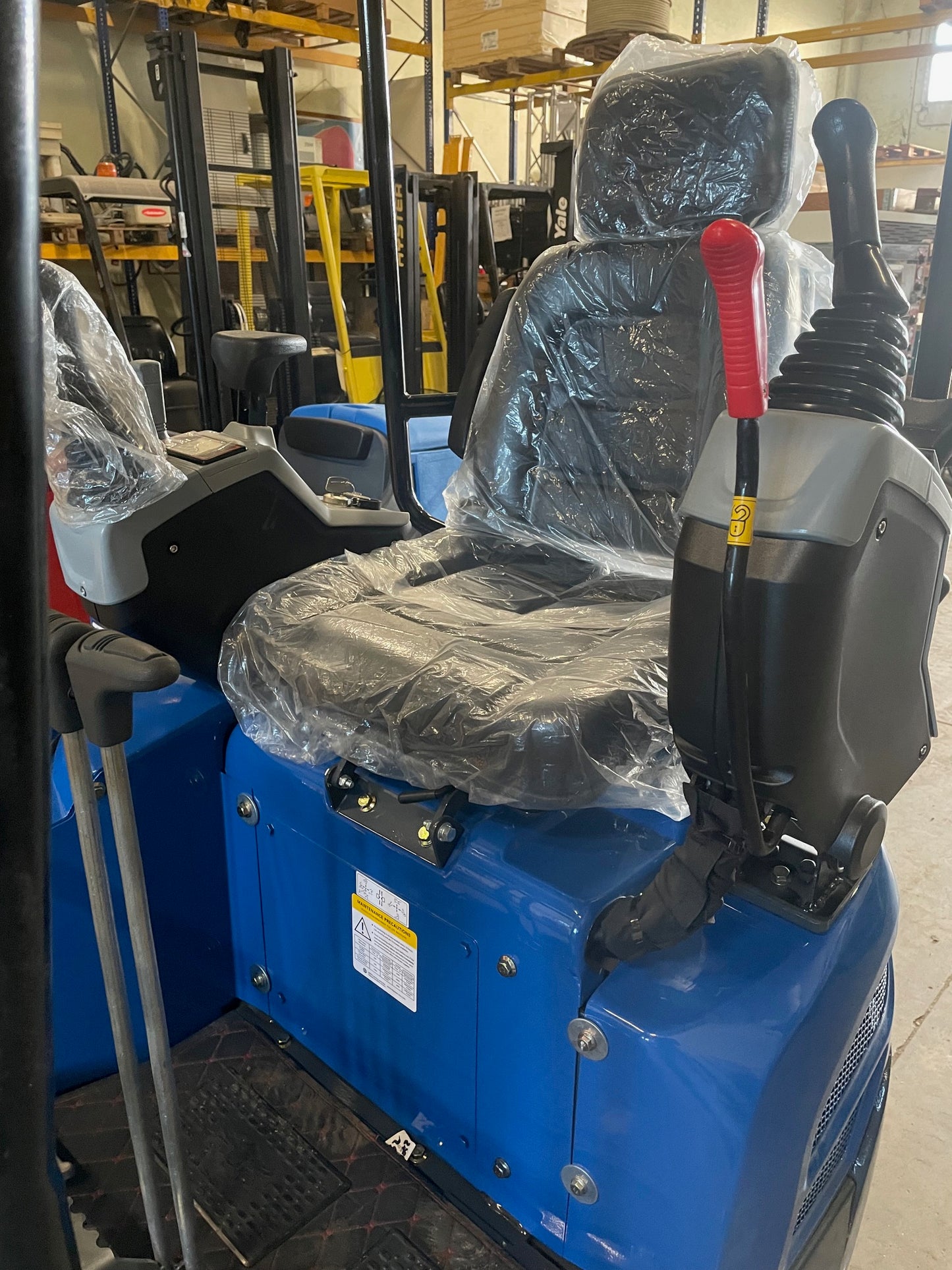 MiniEscavatore 15Qli Motore KUBOTA