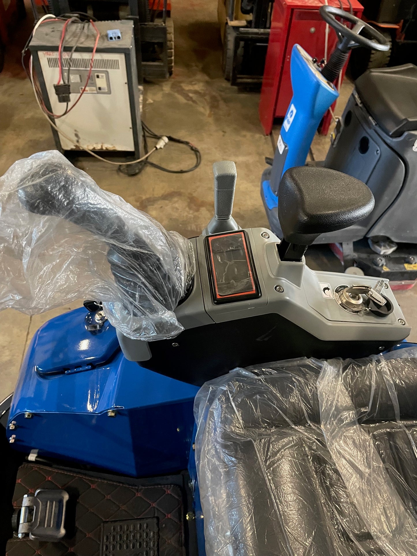 MiniEscavatore 15Qli Motore KUBOTA