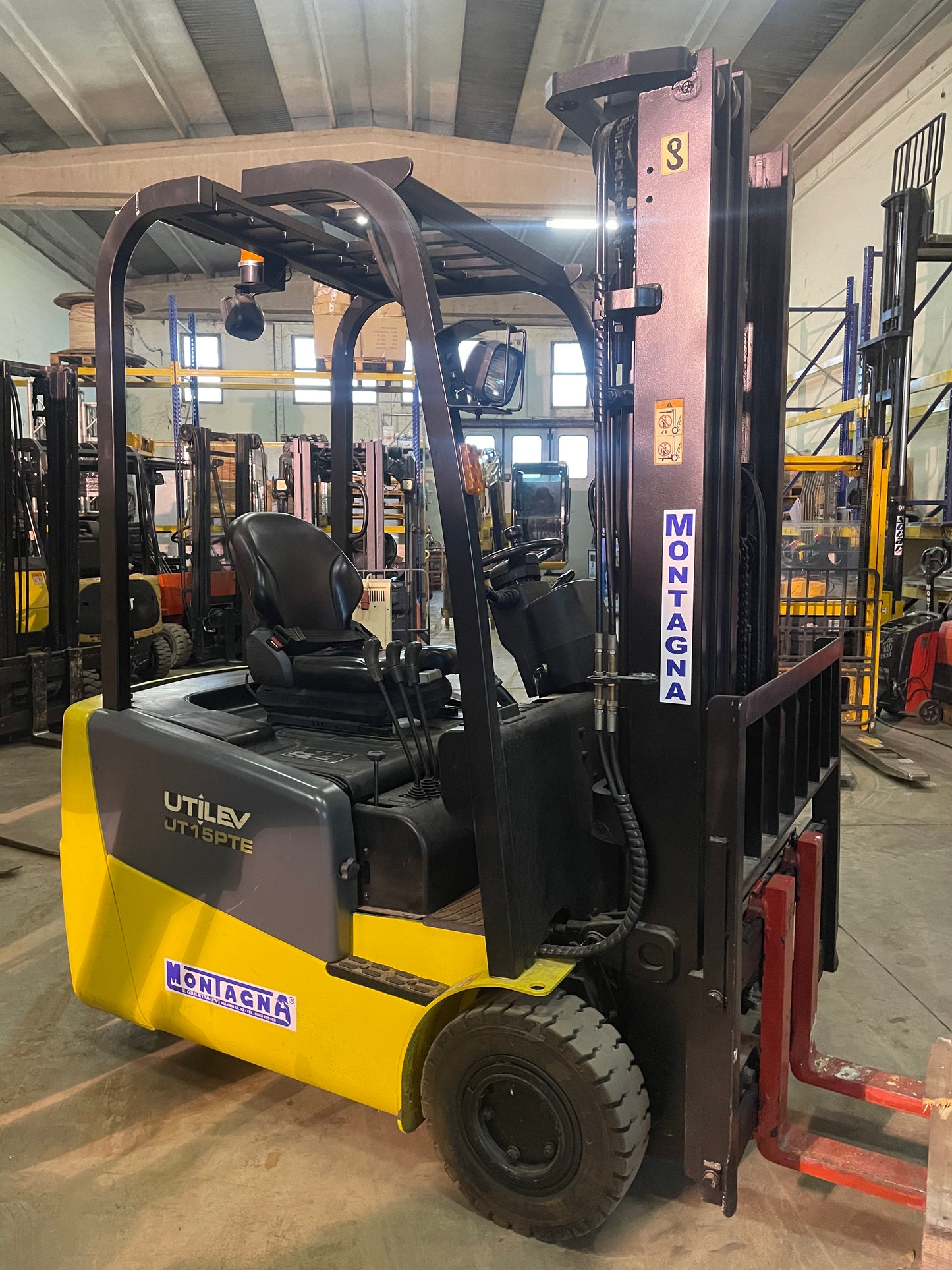 Carrello Elevatore UTILEV 15 qli