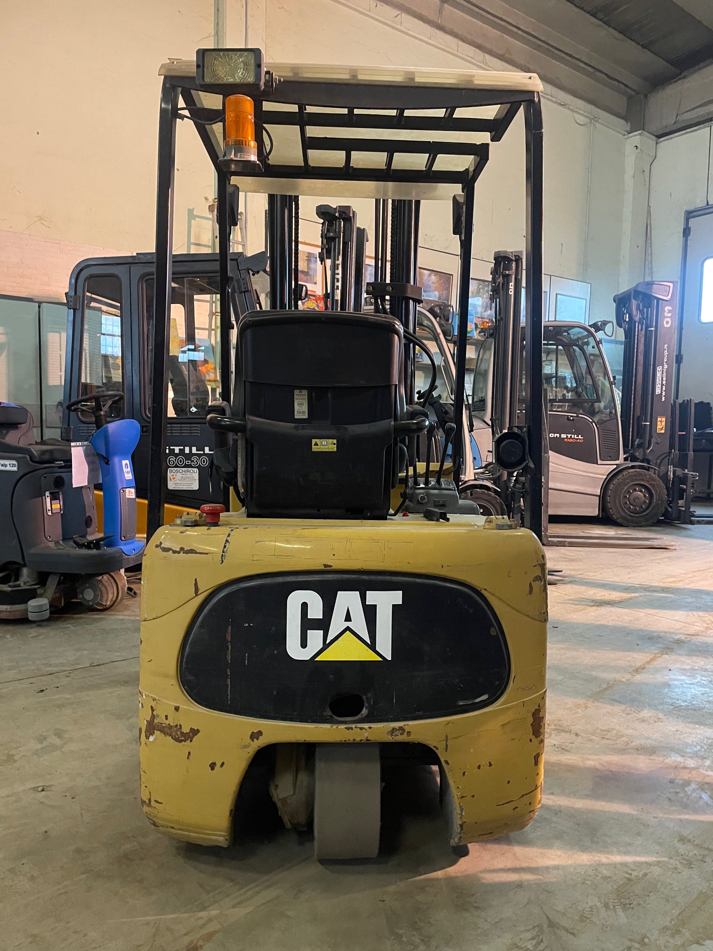 Carrello Elevatore CAT 12 Qli