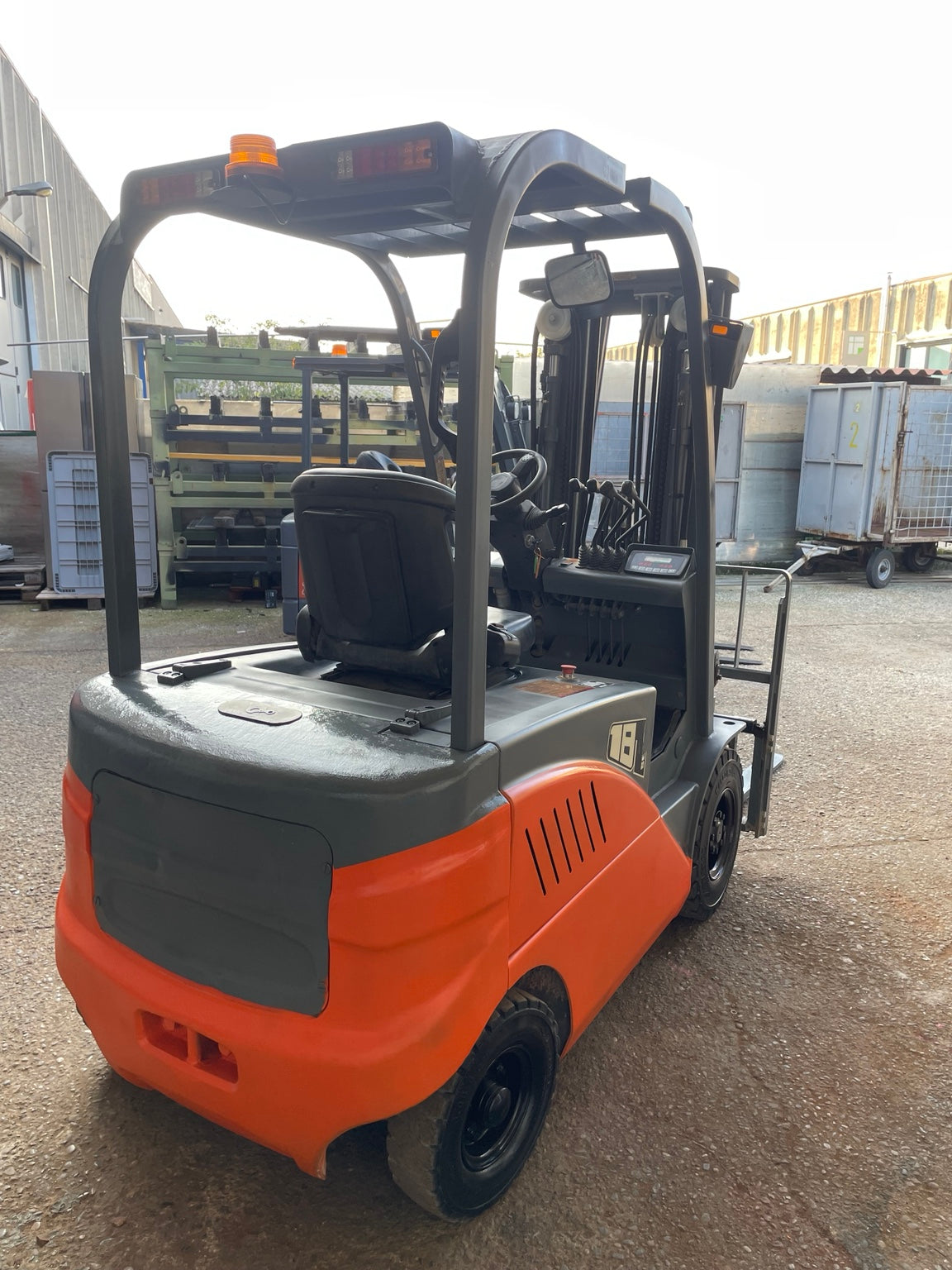 Carrello elevatore elettrico CPD18F8